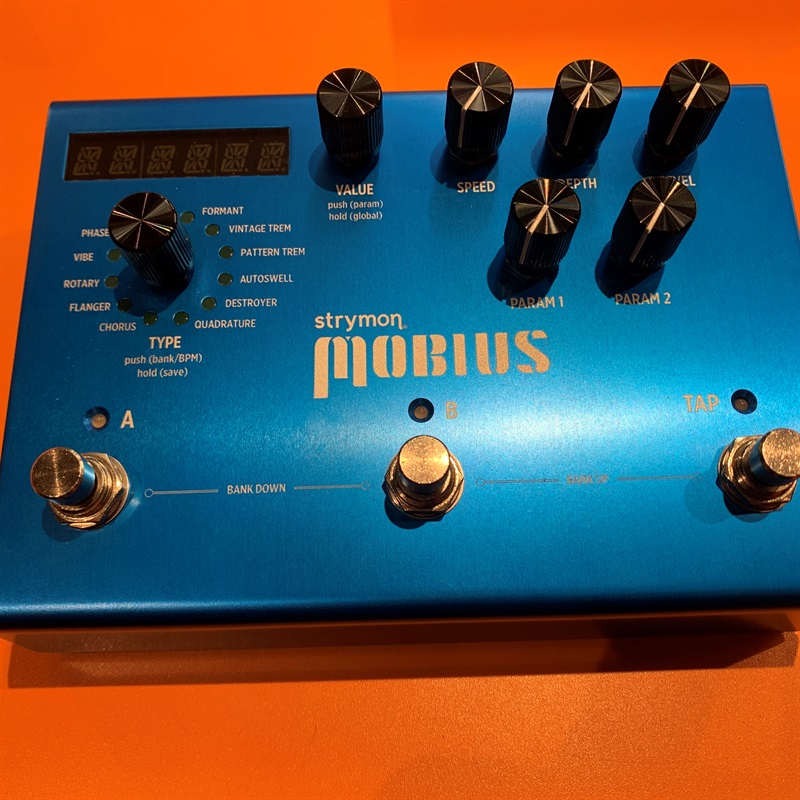strymon mobiusの画像